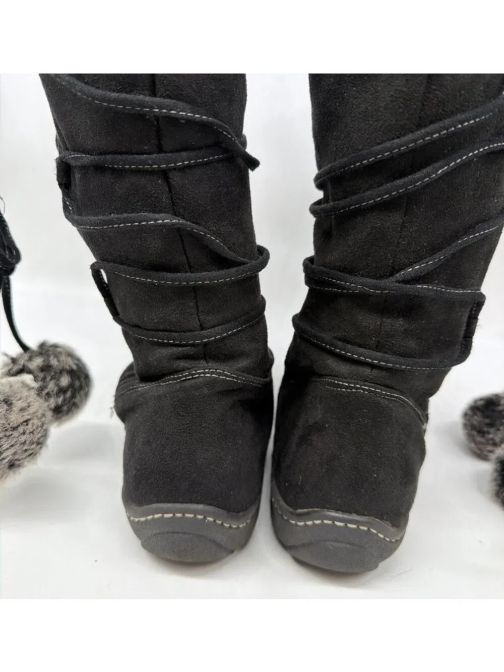 American Eagle Black Mallory Boots Gray Faux Fur Trim Pom-Pom Accents Womens 12